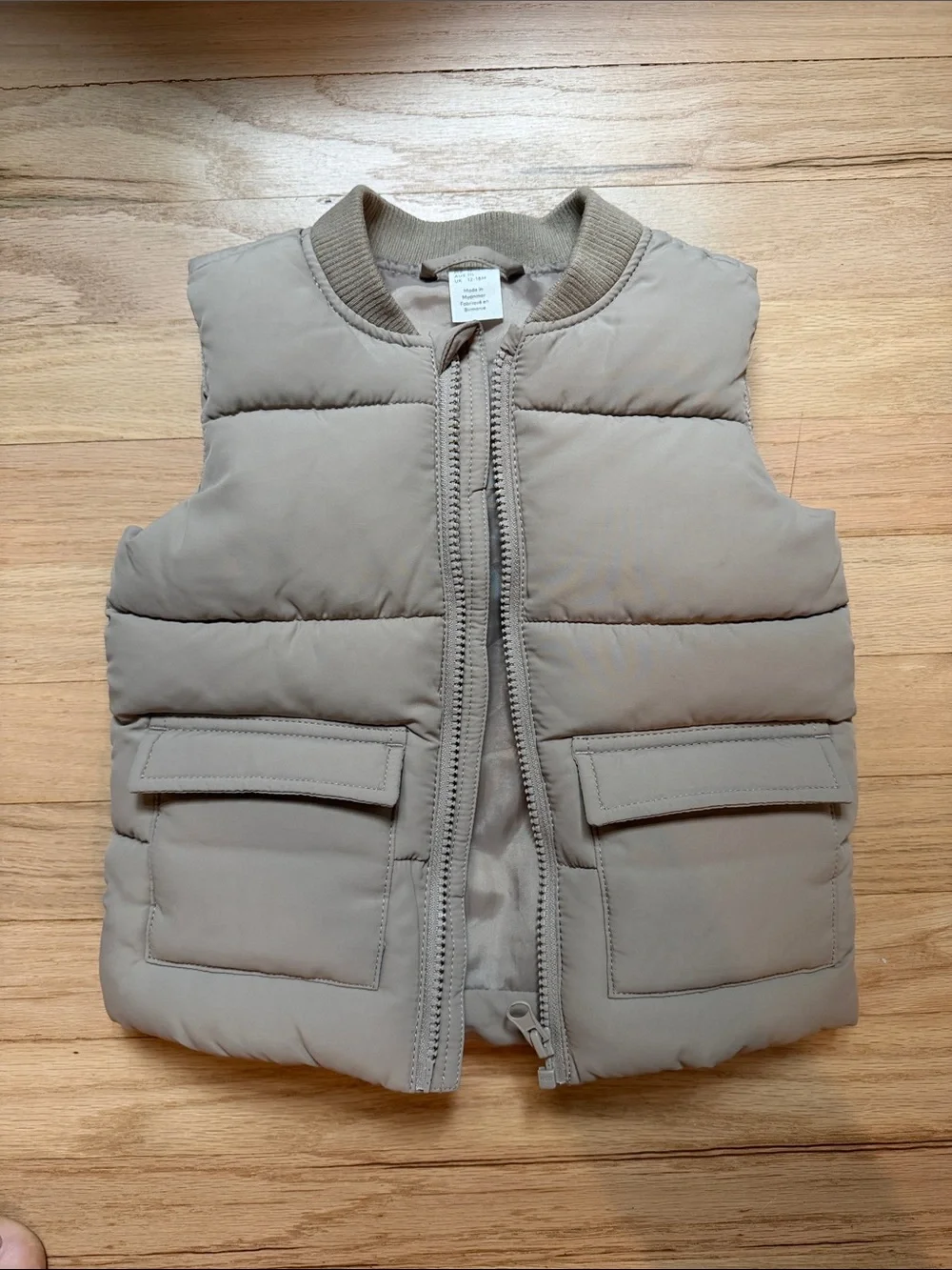 H&M Kids Puffer Vest in Taupe